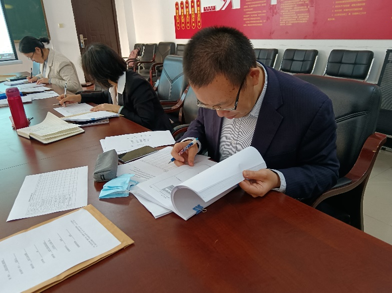 英国威廉希尔举办优秀教案评比活动3