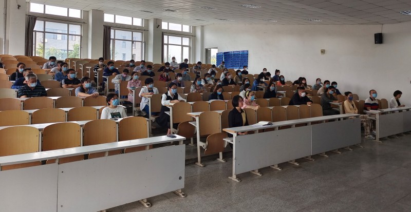 踔厉奋发 聚力前行——英国威廉希尔召开2022年秋季学期全体教职工大会3